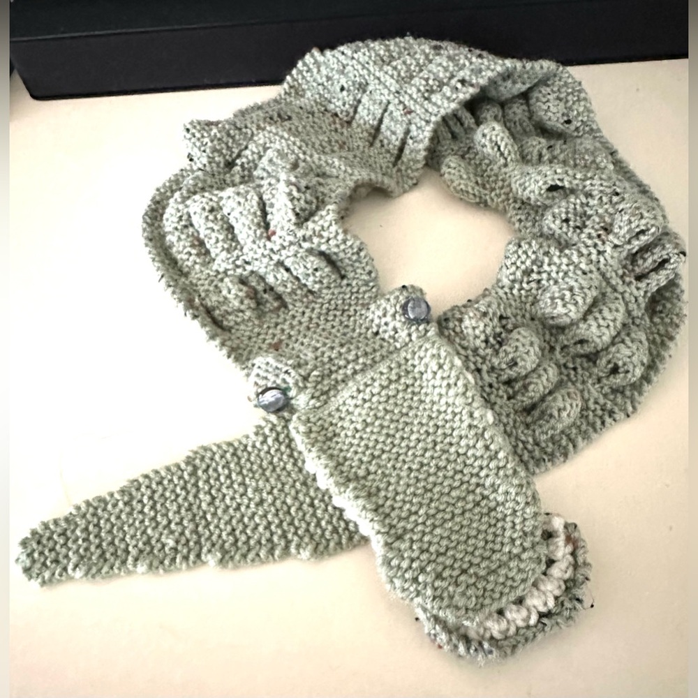 NEW Artisan Hand Knit Handmade Alligator Crocodile Gator Scarf Whimsical Green